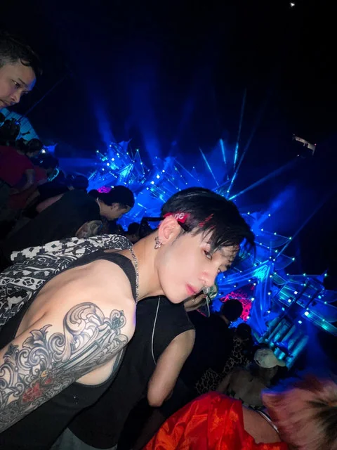 Auto - เพื่อนเที่ยว